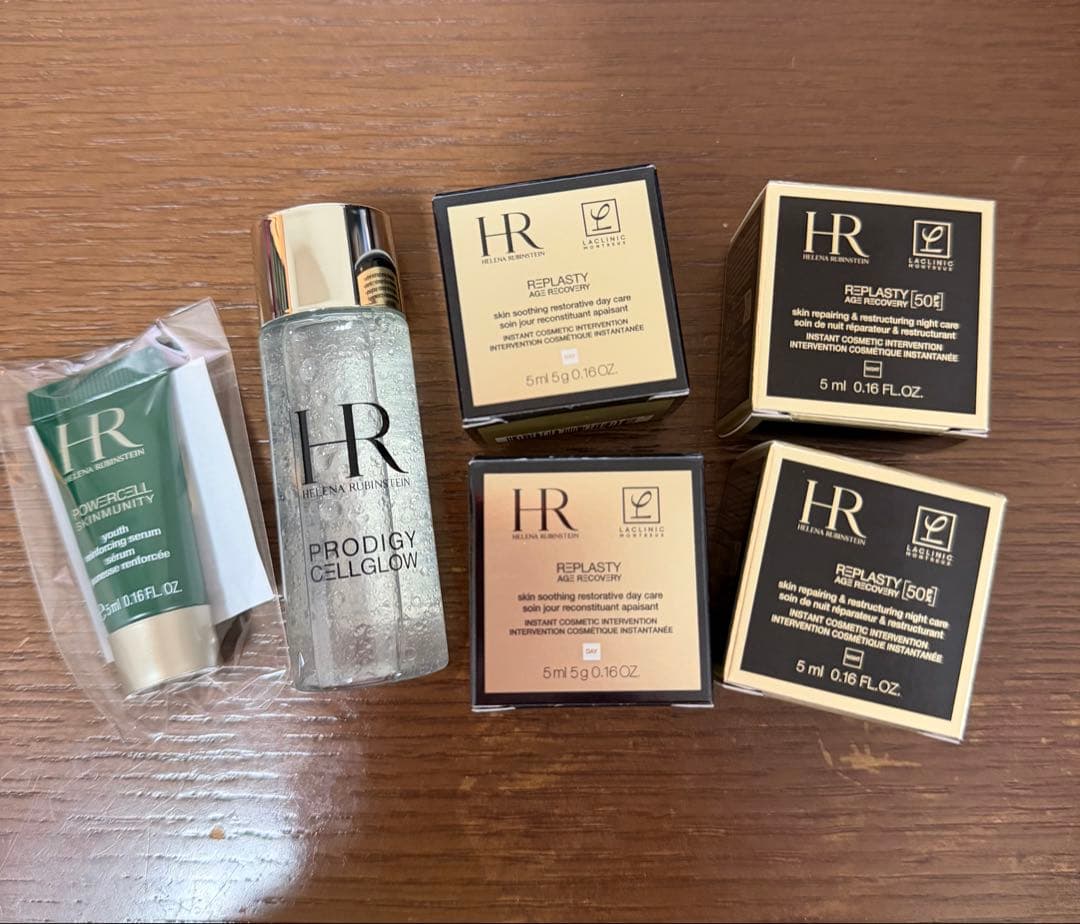 ヘレナルビンスタイン　スキンケアセット ヘレナ ルビンスタイン23年クリスマスコフレ「P.C. スキンミュニティ