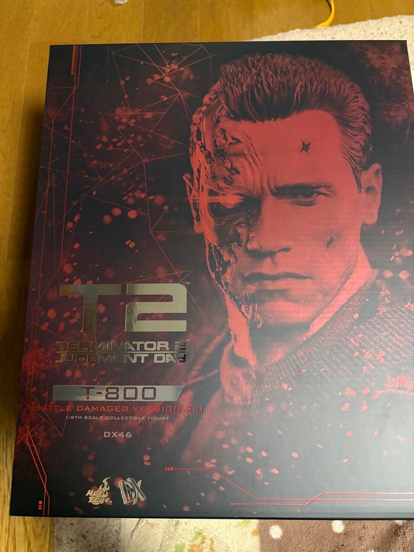 ホットトイズ DX46 『ターミネーター2』 T-800バトルダメージ／2.0版 ホットトイズ 1/6 『ターミネーター2』 T-800（バトルダメージ 2.0版