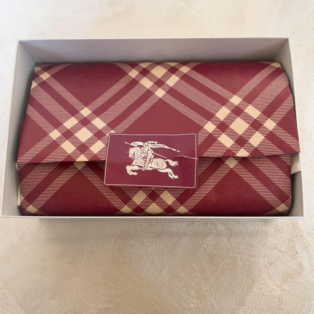 新品未使用】Burberry湯たんぽ 箱付き - メルカリ
