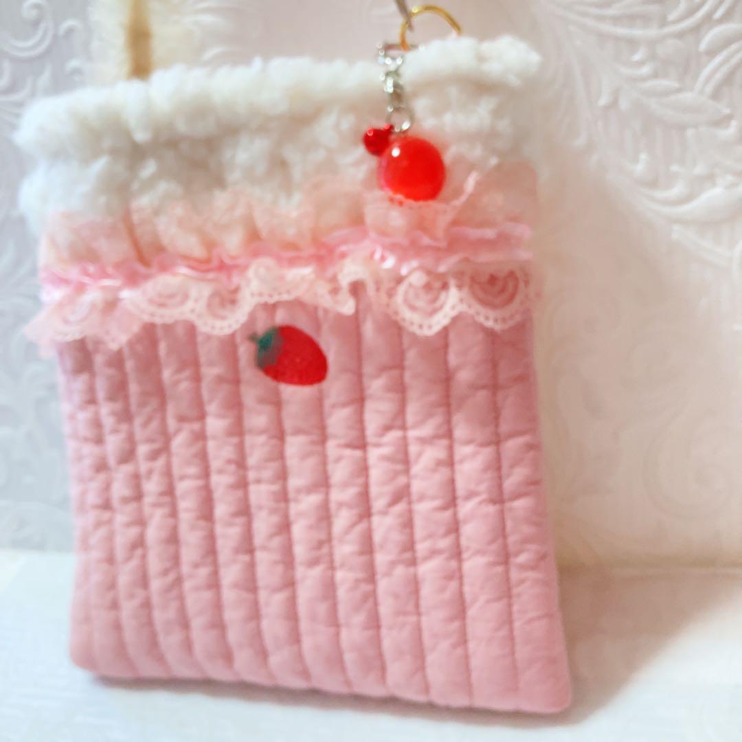 リトルサンダーちゃんふわふわサコシュ コヤンイサムチョン いちご刺繍