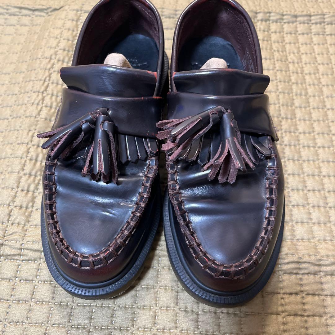 Dr Martens こげ茶色 タッセル付きローファー - メルカリ