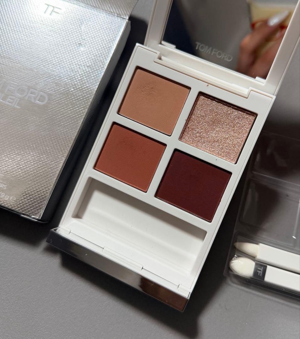 トムフォード ビューティアイ カラー クォード 01SN シャレー ミンク