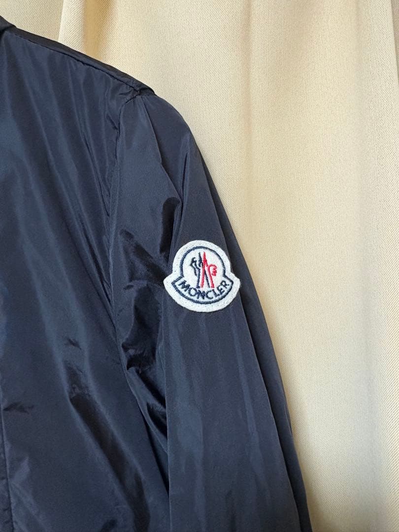 美品 モンクレール スプリングコート OMBRE フード ナイロン ワッペン付き