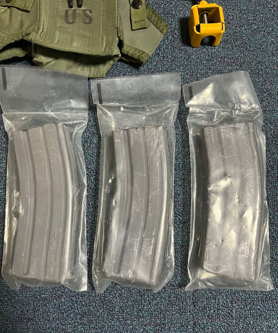 新品 米軍実物 M16 5.56mm マガジン 3＋ポーチ+ブランクアダプター