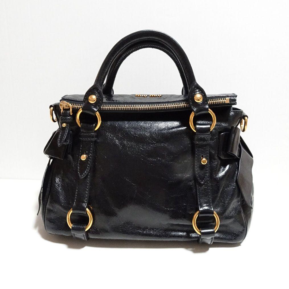 miumiu サイドリボン 2wayバッグ ブラック ヴィッテロルクス - メルカリ