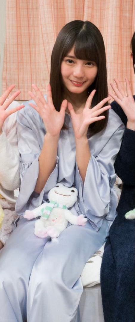 小坂菜緒 カエルのピクルス ゆきまる 緑のマフラー 小坂菜緒 緑の