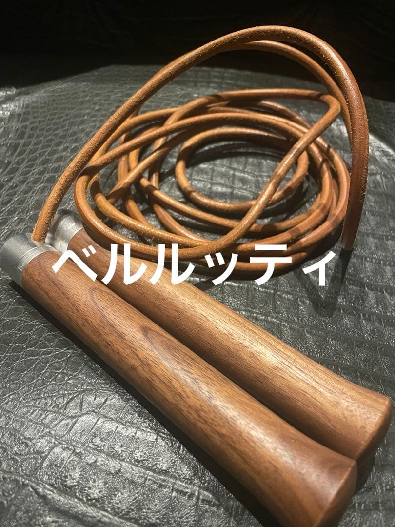 ベルルッティ　縄跳び ベルルッティ、ジェントルマンに向けた「おもちゃ」を発売