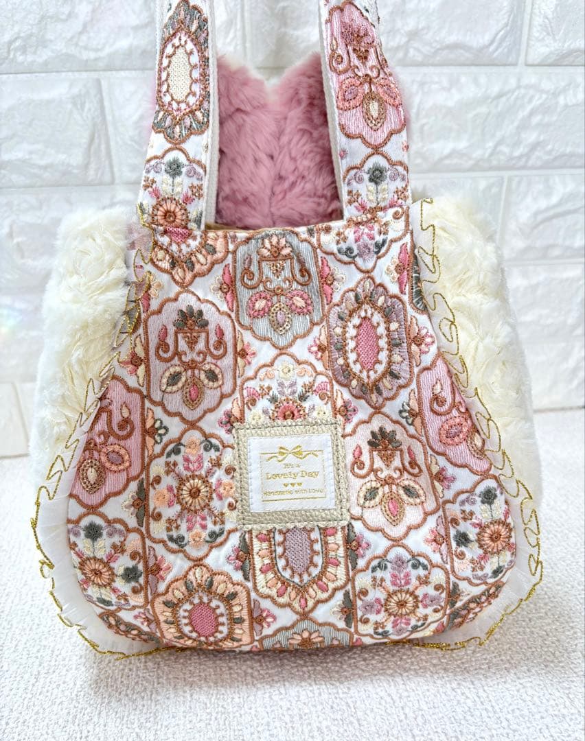 く*さ様 コヤンイサムチョン ハンドメイド ファーバッグ ルミちゃん