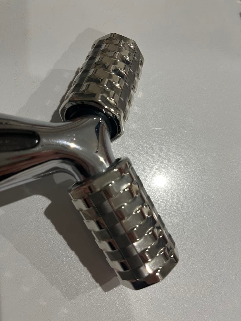 ReFa PRO 美顔ローラー 専用ポーチ付き - メルカリ