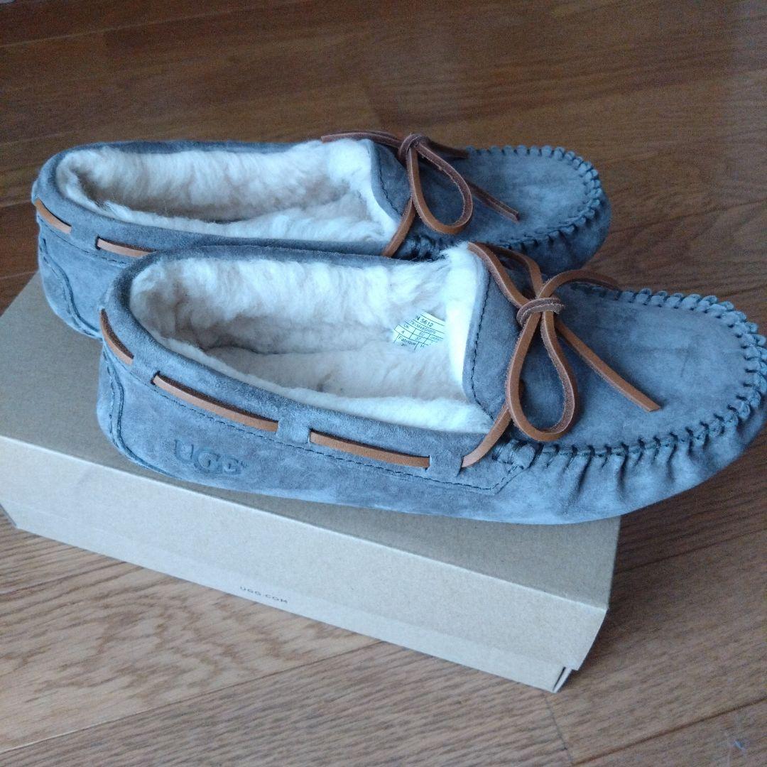 UGG グレー モカシン シープスキン　23cm UGG（アグ） シューズ モカシン ANSLEY アンスレー ムートン シープ