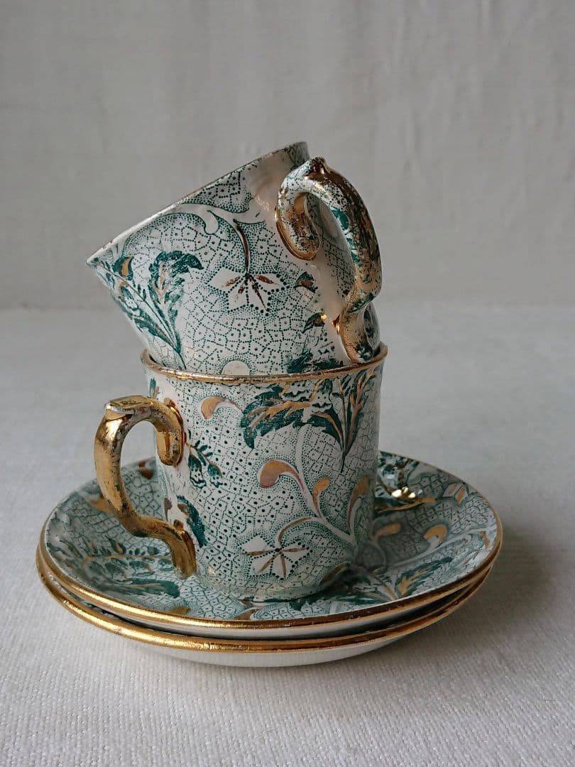 19世紀 クレイユモントロー 鈴蘭のカップ&ソーサー ペア フランス