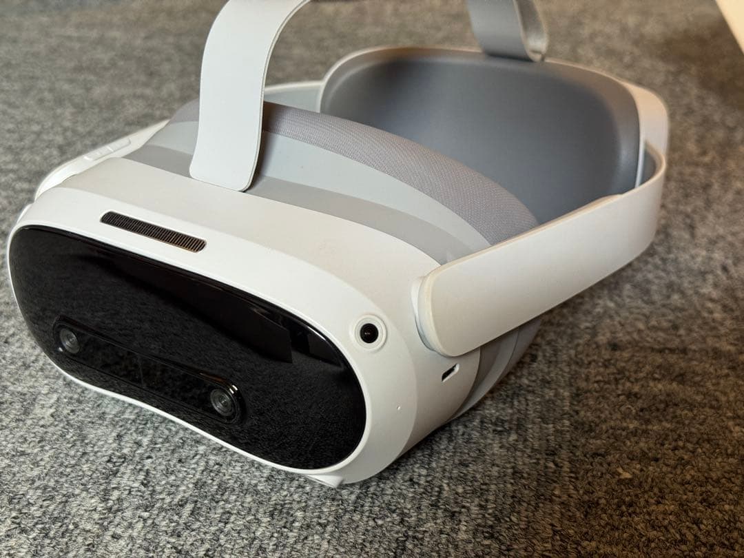 Pico4 Ultra これ以上値下げできません Amazon.co.jp: PICO 4 Ultra + Motion Trackerセット : ゲーム