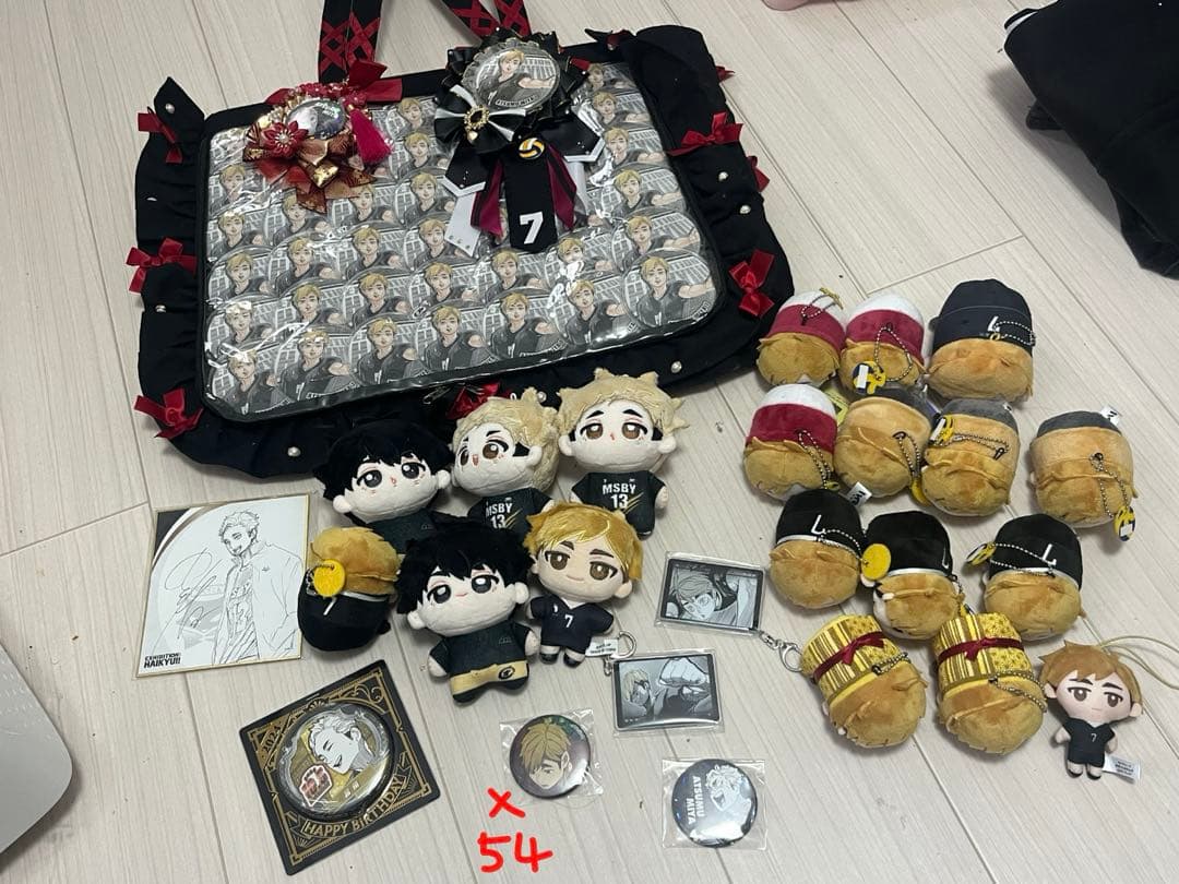 ハイキュー!! 宮侑 A3痛バッグ ザッカマート 缶バッジ大量 まとめ売り 楽天市場】ハイキュー！！ 宮侑がいっぱい場面写トレーディング缶