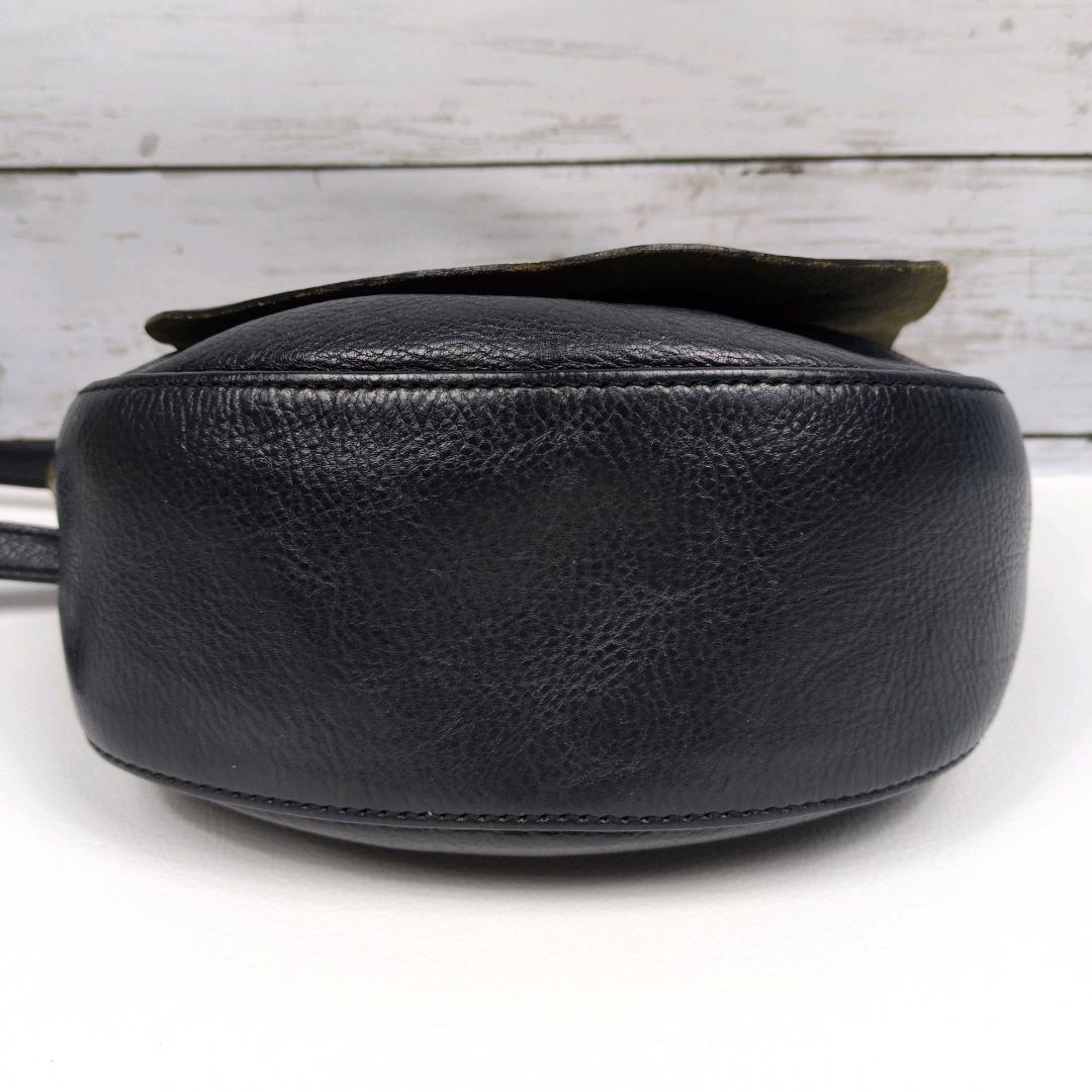 イルビゾンテ ショルダーバッグ ネイビー ハーフムーン 三日月 クロス