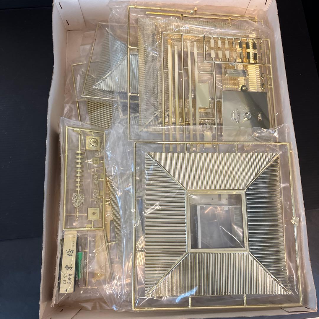 フジミ 国宝 薬師寺 東塔 ゴールド プラモデ 1/100 寺院 建築物 - メルカリ