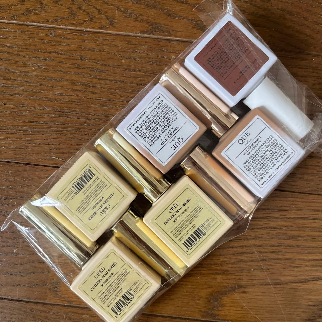 QUE CRÉU ジェルネイルカラー ミスティックジョー マグネット ボトル