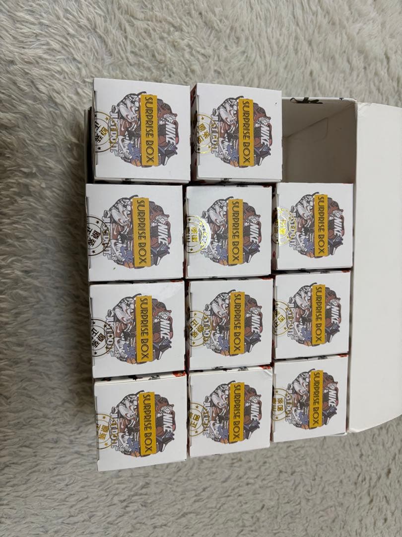 NIKE サプライズボックス 11個セット - メルカリ