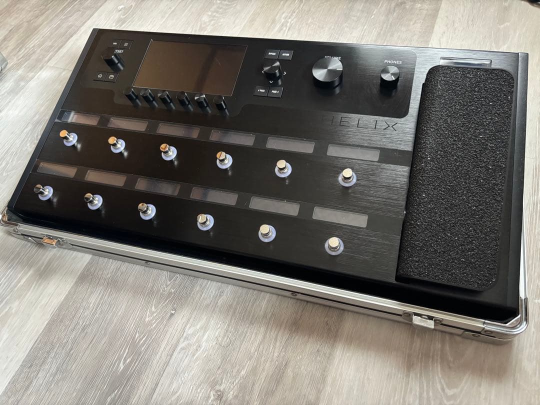 LINE6 Helix Floor エフェクターケース付き Helix - Line 6 Japan