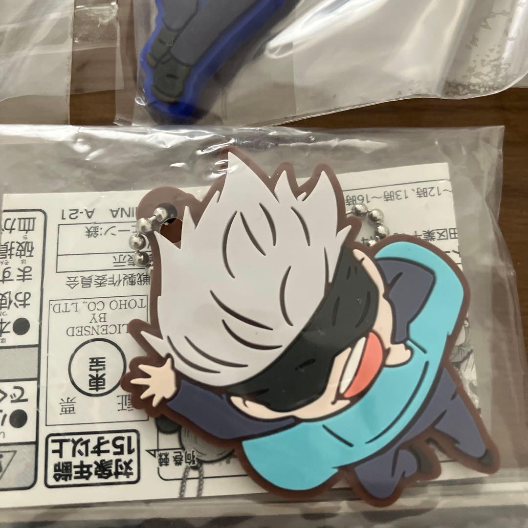 呪術廻戦 五条悟 ラバーストラップ アクリルスタンド 缶バッジ - メルカリ