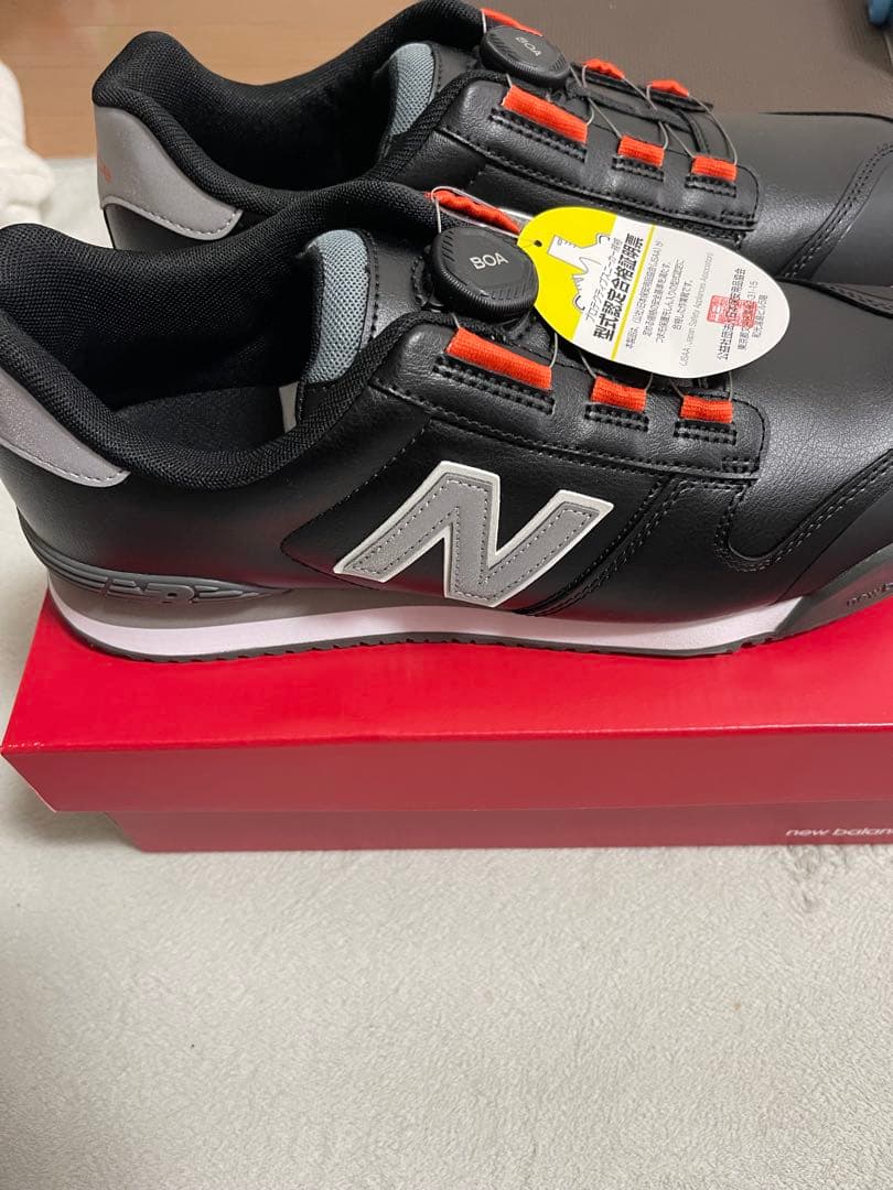 【新品27.0】New Balance 安全靴 BOAシステム搭載　BS-218 楽天市場】ニューバランス 安全靴 BS-218 Boston ローカット BOAタイプ
