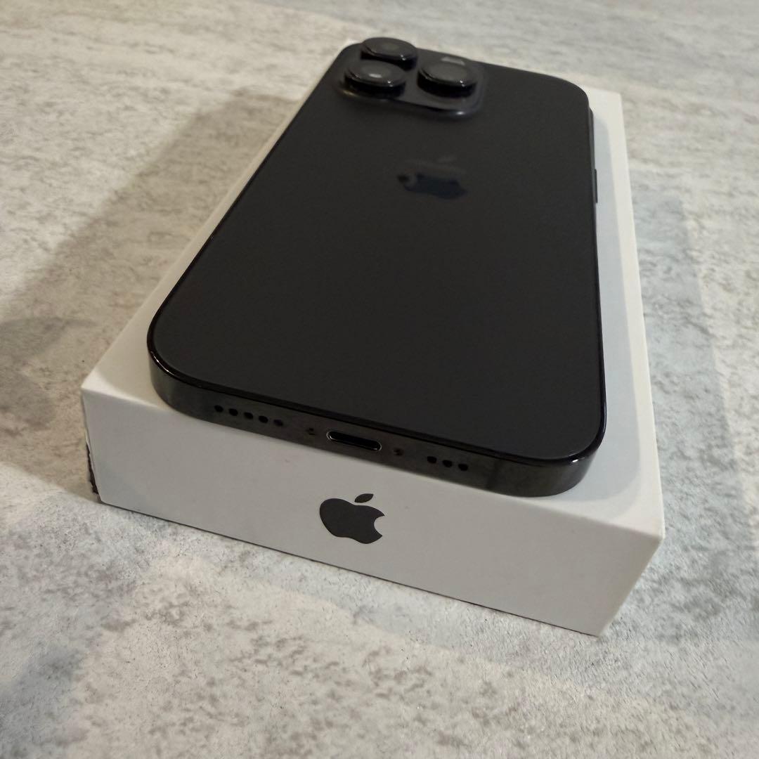 Apple iPhone 14 Pro スペースブラック 本体 256GB - メルカリ