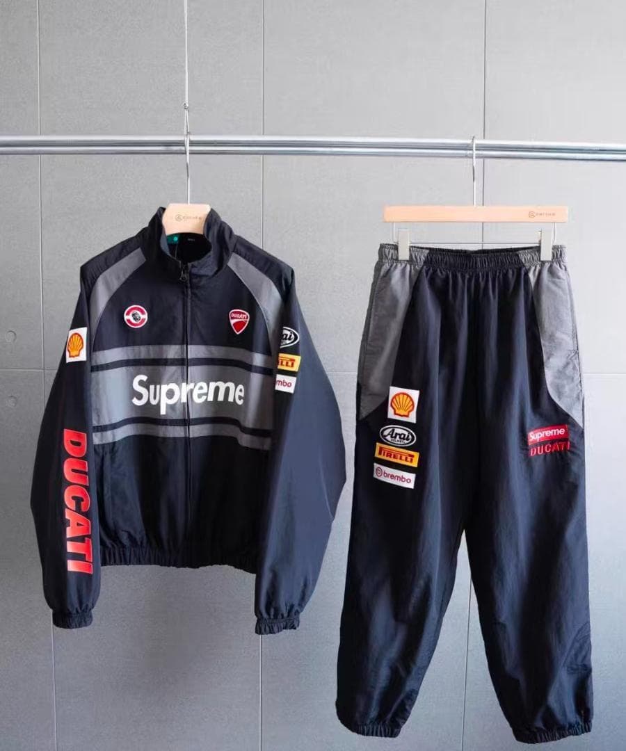 ✨美品Supreme × Ducati セットアップ 上下セット - メルカリ