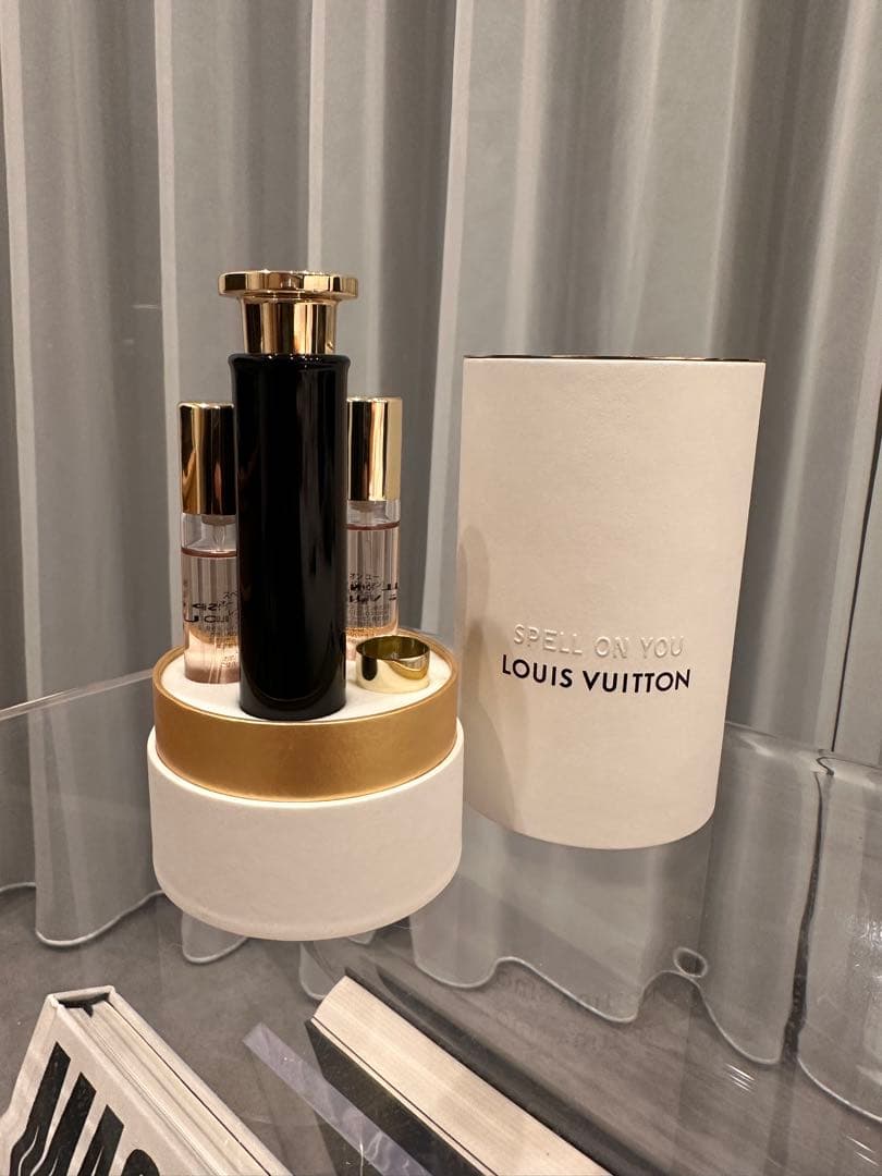 LOUIS VUITTON SPELL ON YOU 香水　トラベルセット Travel Spray Spell on You - Perfumes and Beauty - Collections