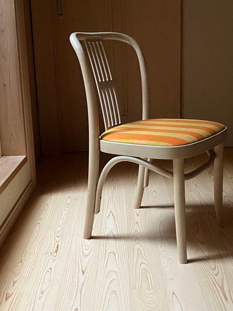 秋田木工　ダイニングチェア　張替え済　北欧　国産ビンテージ　ブランド家具 秋田木工 ダイニングチェア ウィンザーチェア NO.500C ナラ材