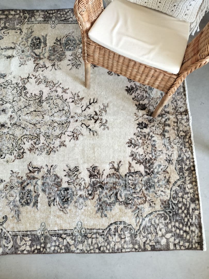 大判/グレー×ベージュのヴィンテージトルコラグ 石田ゆり子さん No.498