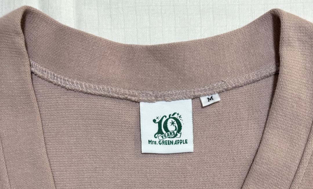 ミセスグリーンアップル ポップアップ カーディガン M グレージュ レア