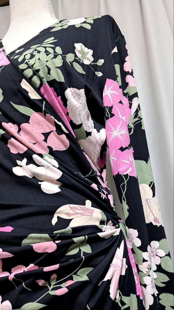 レオナール Leonard 美品 綺麗な 花柄ラップスタイルワンピース