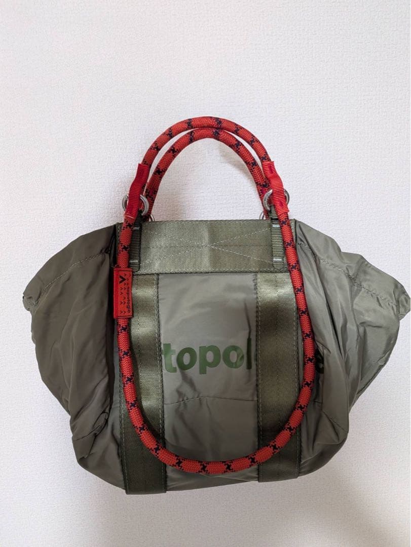 topologie Duffle Small オリーブグリーン ストラップ付き