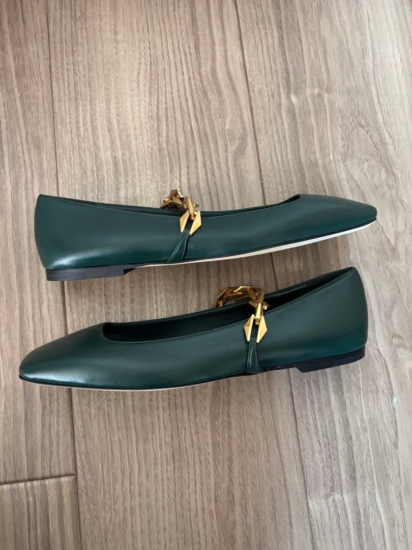 ジミーチュウ ダイヤモンド ティルダ チェーン フラットシューズ