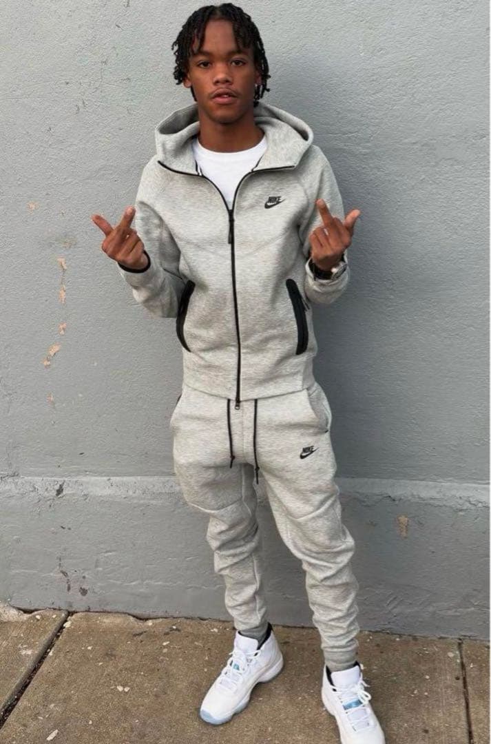 ナイキ メンズ 旧テックフリース グレー セットアップS 105 - メルカリ
