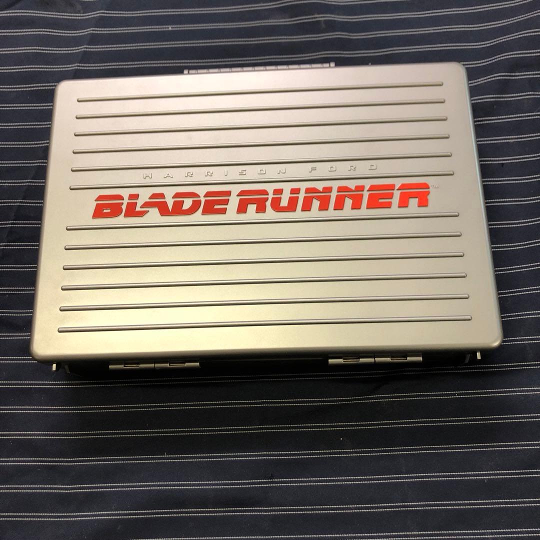 ブレードランナー ファイナルカット CD5枚組 アタッシュケース入