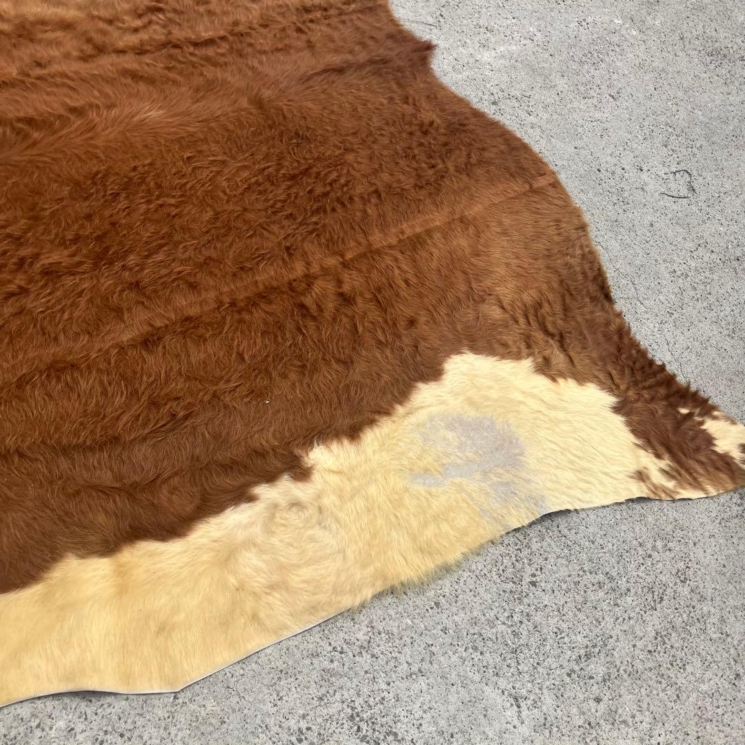 ヴィンテージ 大型 カウラグ 牛毛皮 敷物 絨毯 ラグマット