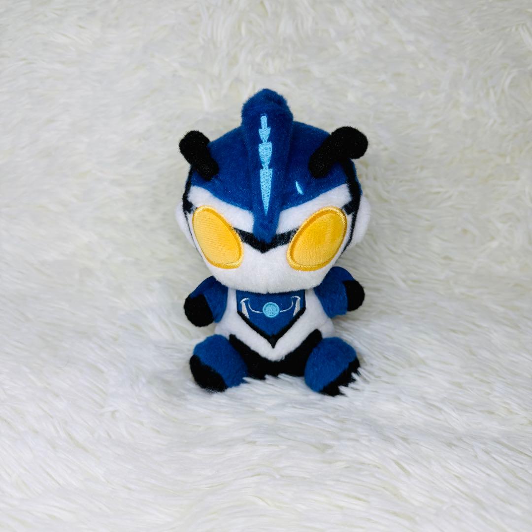 希少 ウルトラマンブル ふわふわ お座り ぬいぐるみ マスコット 希少 ウルトラマンブル ふわふわ お座り ぬいぐるみ マスコット - メルカリ
