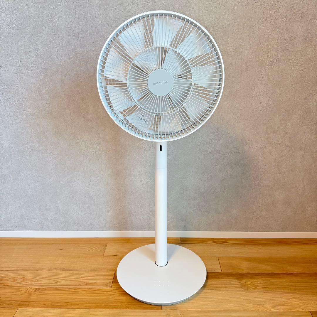 バルミューダ 扇風機 ＋ バッテリー&ドック セット ジャンク品 - メルカリ