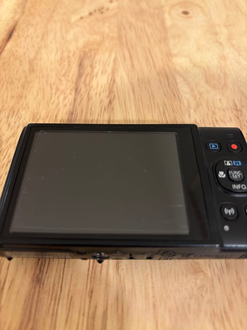 Canon IXY650 ブラック 充電器付き ジャンク品 お 手頃 価格