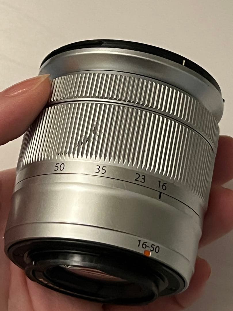 Fujinon XC 16-50mm f/3.5-5.6 OIS ズームレンズ