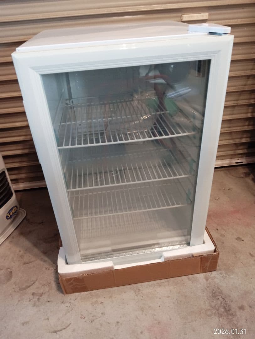 【新品送料込み】ガラスドア冷蔵庫 ホワイト 3段棚　冷蔵ショーケース　店舗 楽天市場】【立春セール!!】 280L 白 大型 4面ガラス 冷蔵ショー