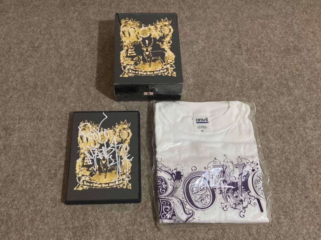 【サイン入り】ROVO 日比谷野音 DVD Tシャツ BOX 勝井祐二 山本精一 サイン入り】ROVO 日比谷野音 DVD Tシャツ BOX 勝井祐二 山本精一