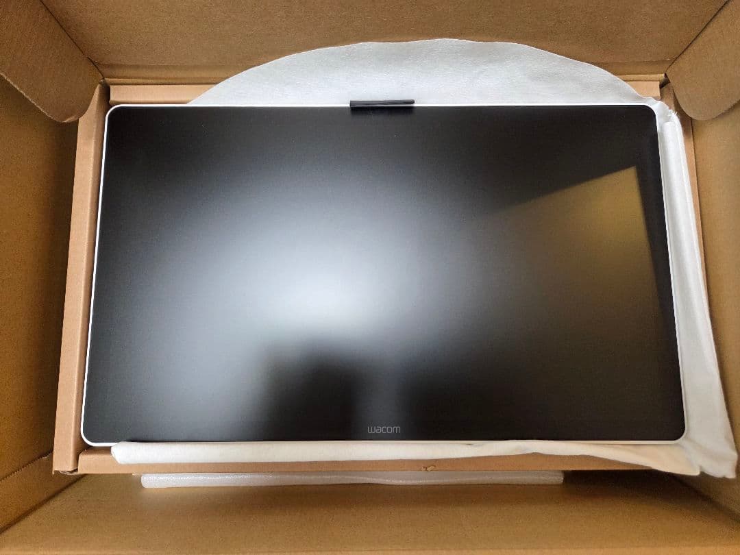 【液タブ】Wacom One 14 ほぼ未使用品 ワコム、3万円台の14型液タブ「Wacom One 14」 - PC Watch