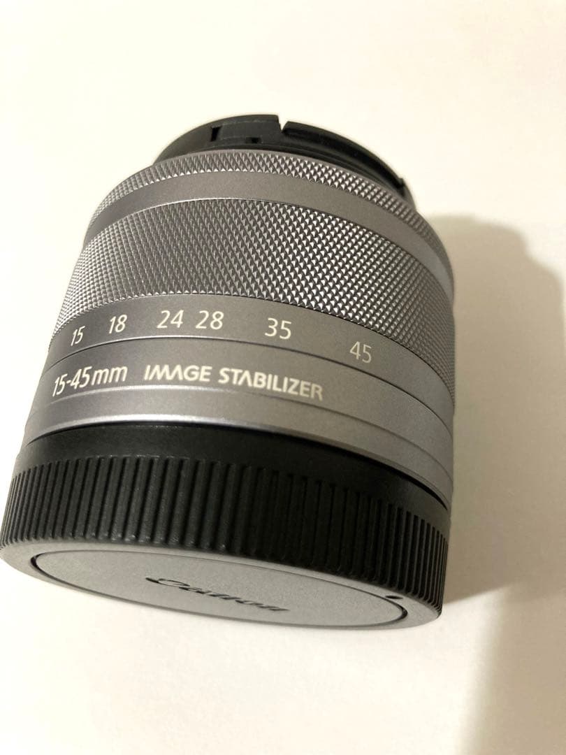 キヤノン EF-M15-45mm F3.5-6.3 IS STM シルバー