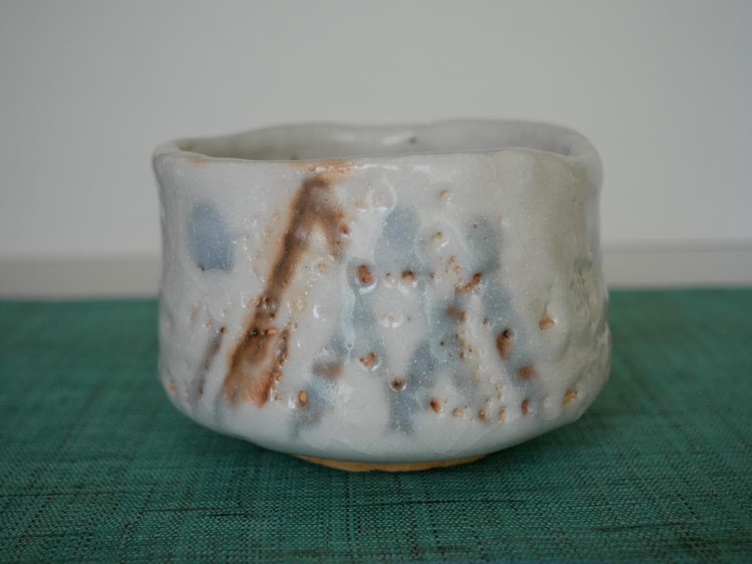 荒川豊蔵作　志野茶碗「つどい」 荒川豊蔵作 志野茶碗「つどい」 - メルカリ