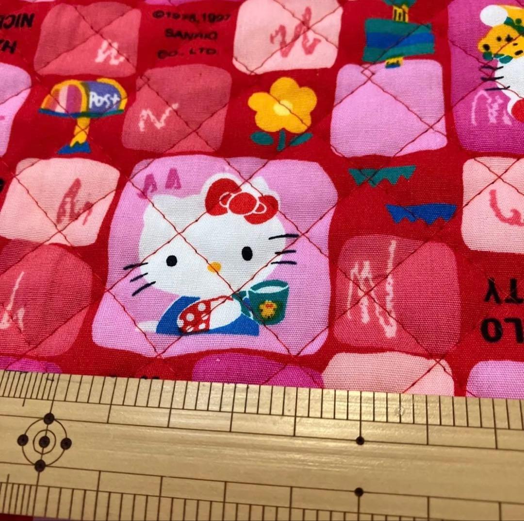 平成レトロ】1997年 ハローキティ キルティング生地 110×55 廃盤レア