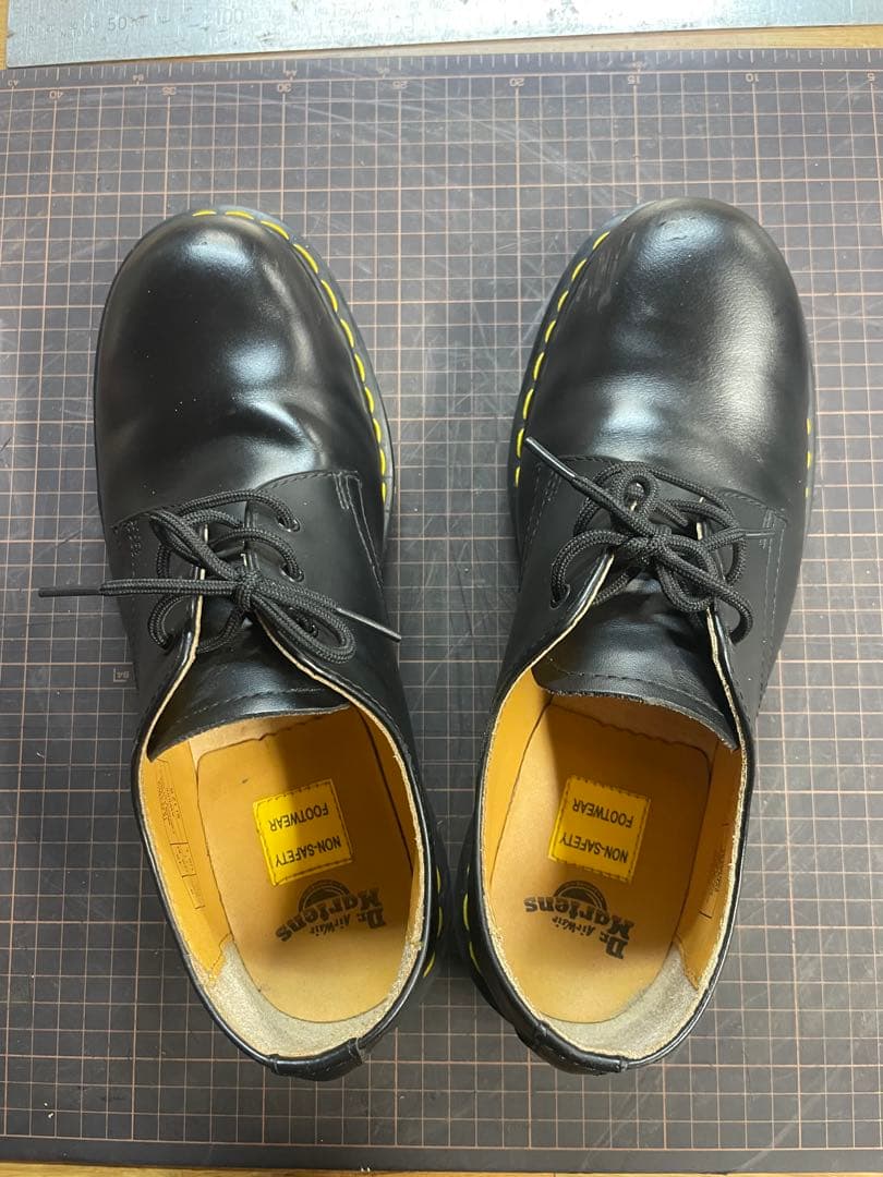 ドクターマーチン 1925 5400 3ホール UK9 - メルカリ