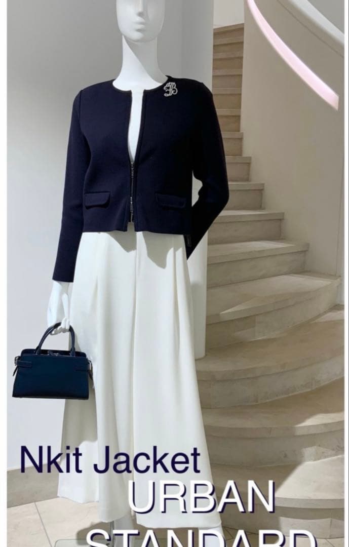 フォクシー　Foxey ノーカラージャケット　ネイビー 38 美品 FOXEY BOUTIQUE - フォクシーブティック FOXEY BOUTIQUE ノーカラー