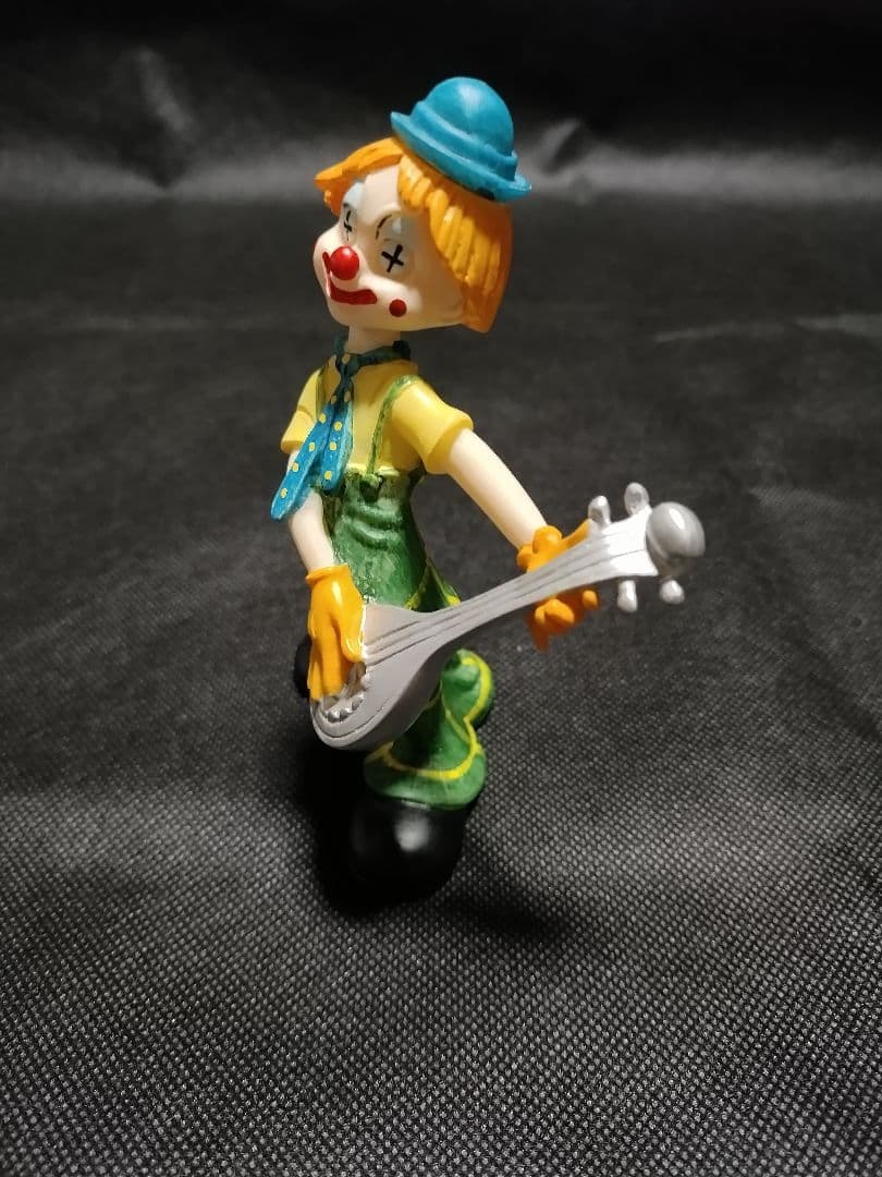 道化師 フィギュア