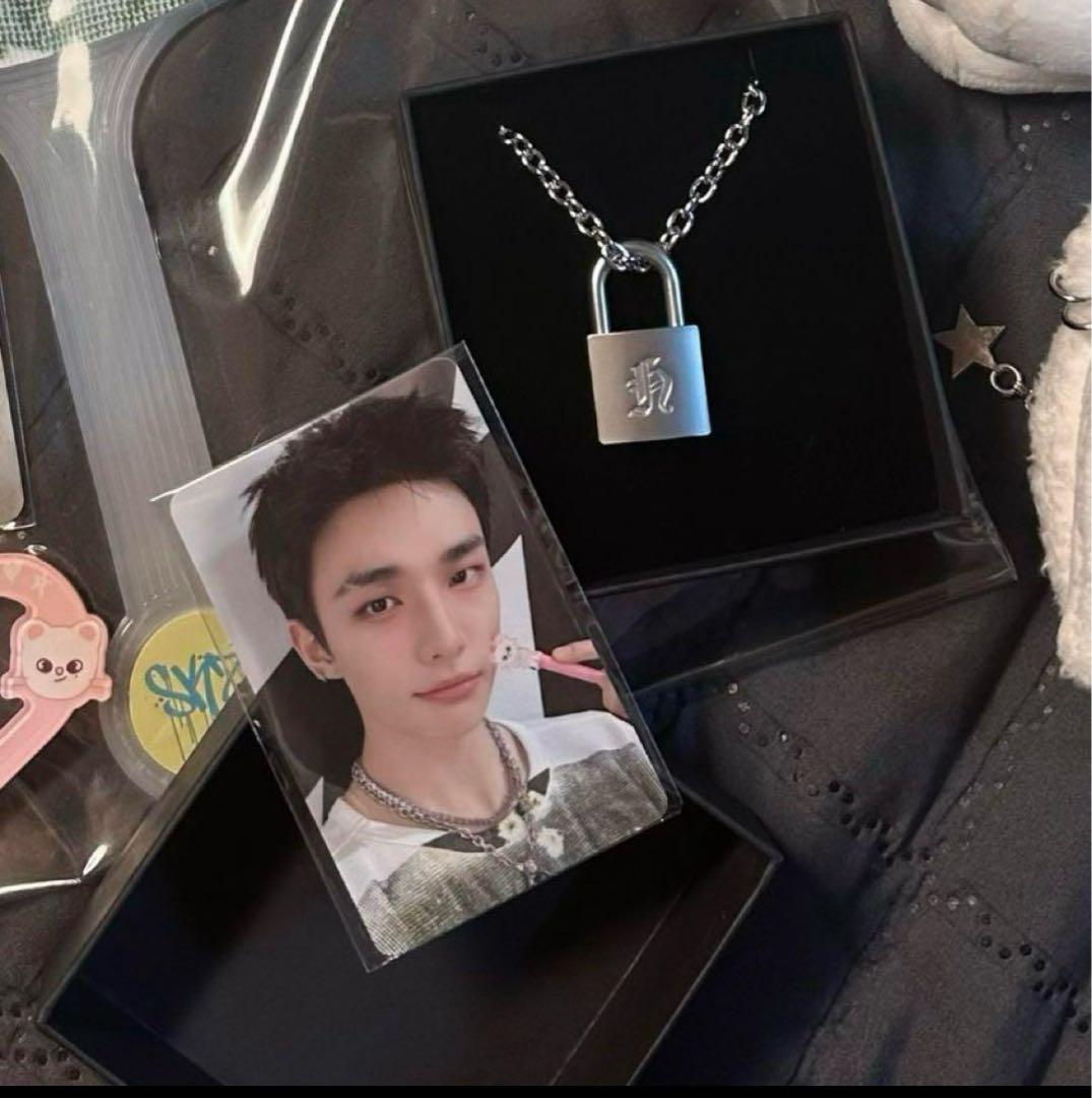 stray kids celebrATE ポップアップ ネックレス ヒョンジン - メルカリ